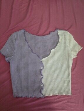 SHEIN Two-Tone Ribbed Button Crop Top in Lavender & Cream